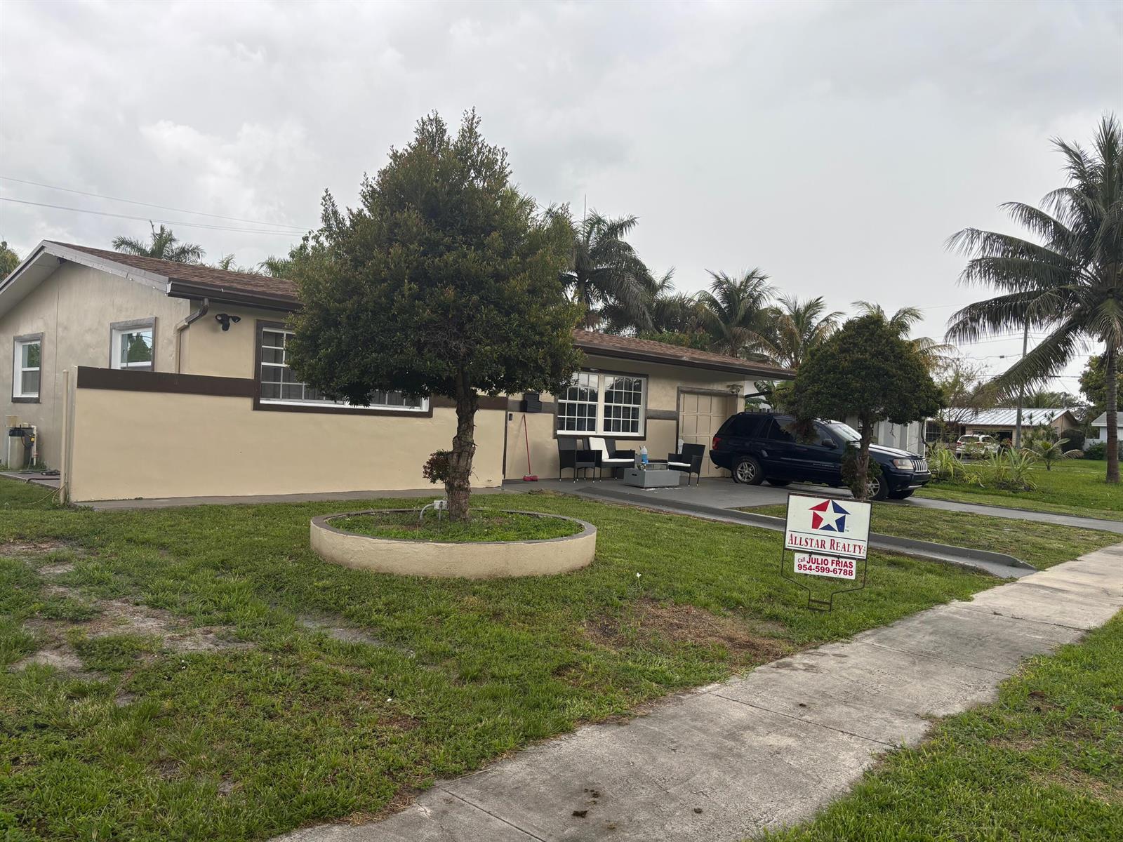 7160 NW 24th Street NW, Sunrise FL 33313 photo 2