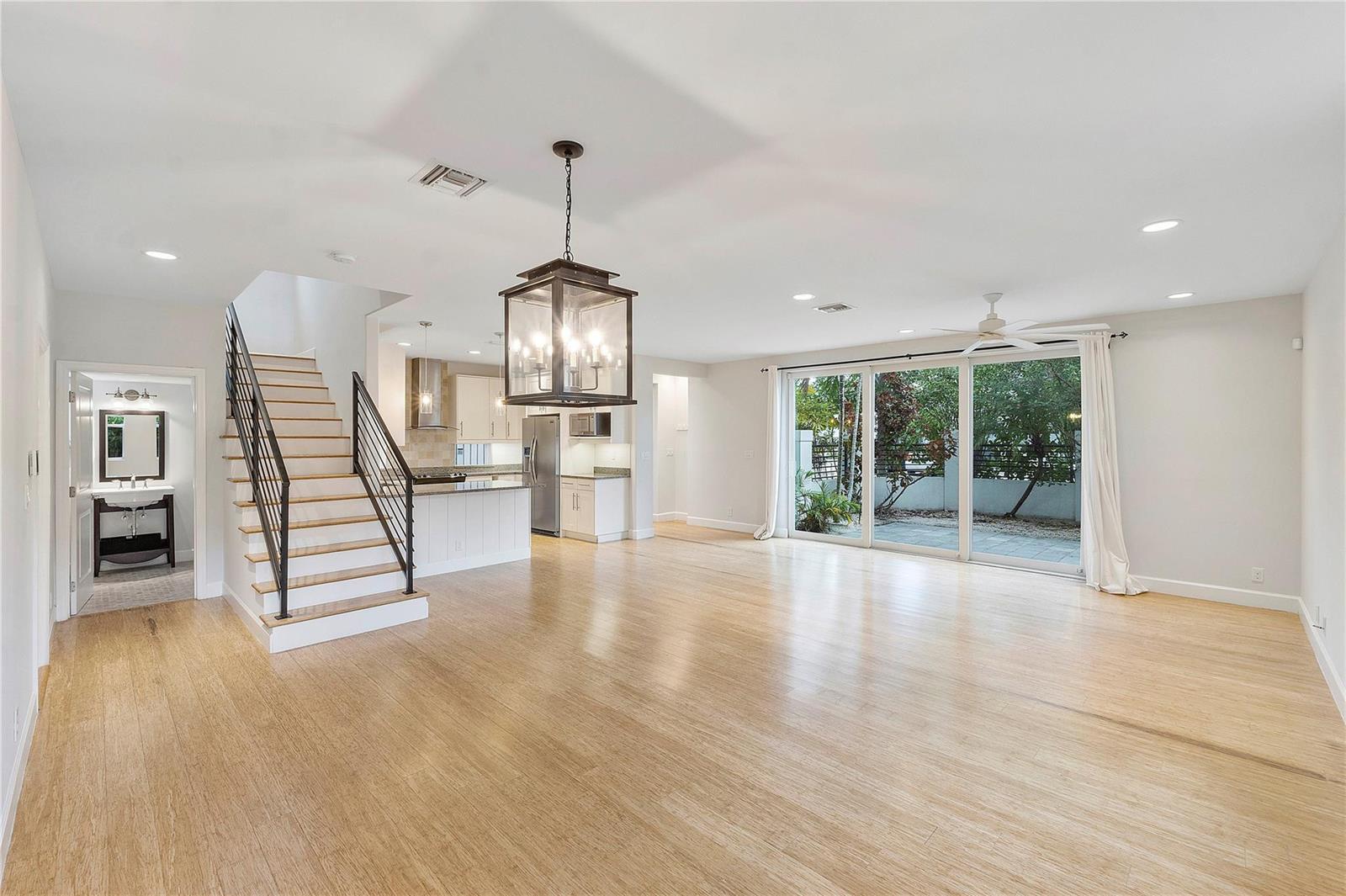 825 NE 17th Way, Fort Lauderdale FL 33304 photo 4