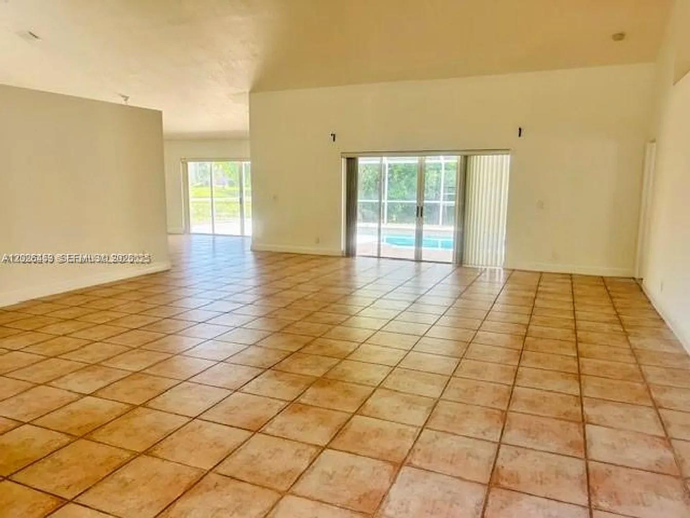 16373 NW 16th St, Pembroke Pines FL 33028 photo 3