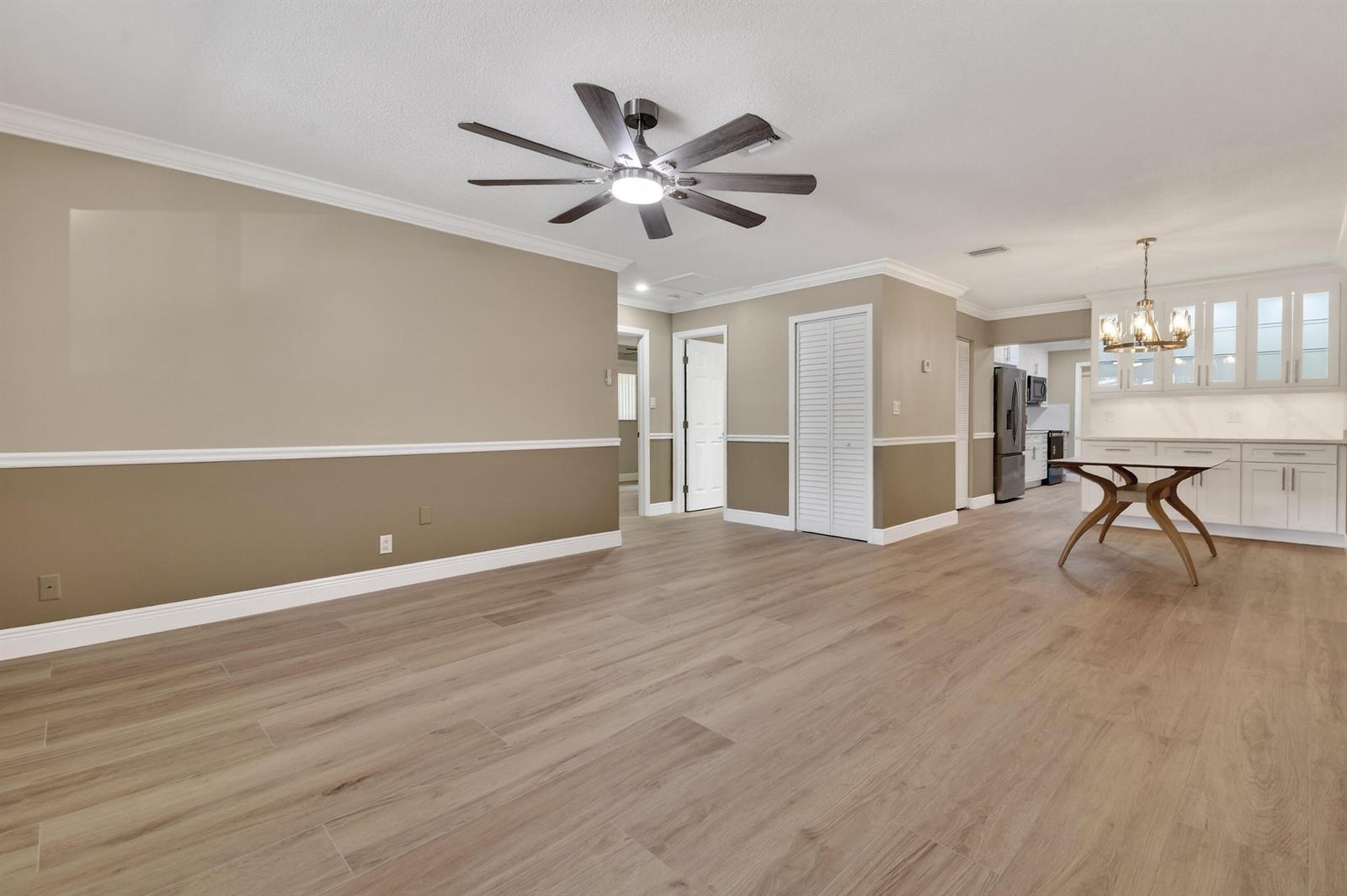 1615 Shirley Court, Lantana FL 33462 photo 3
