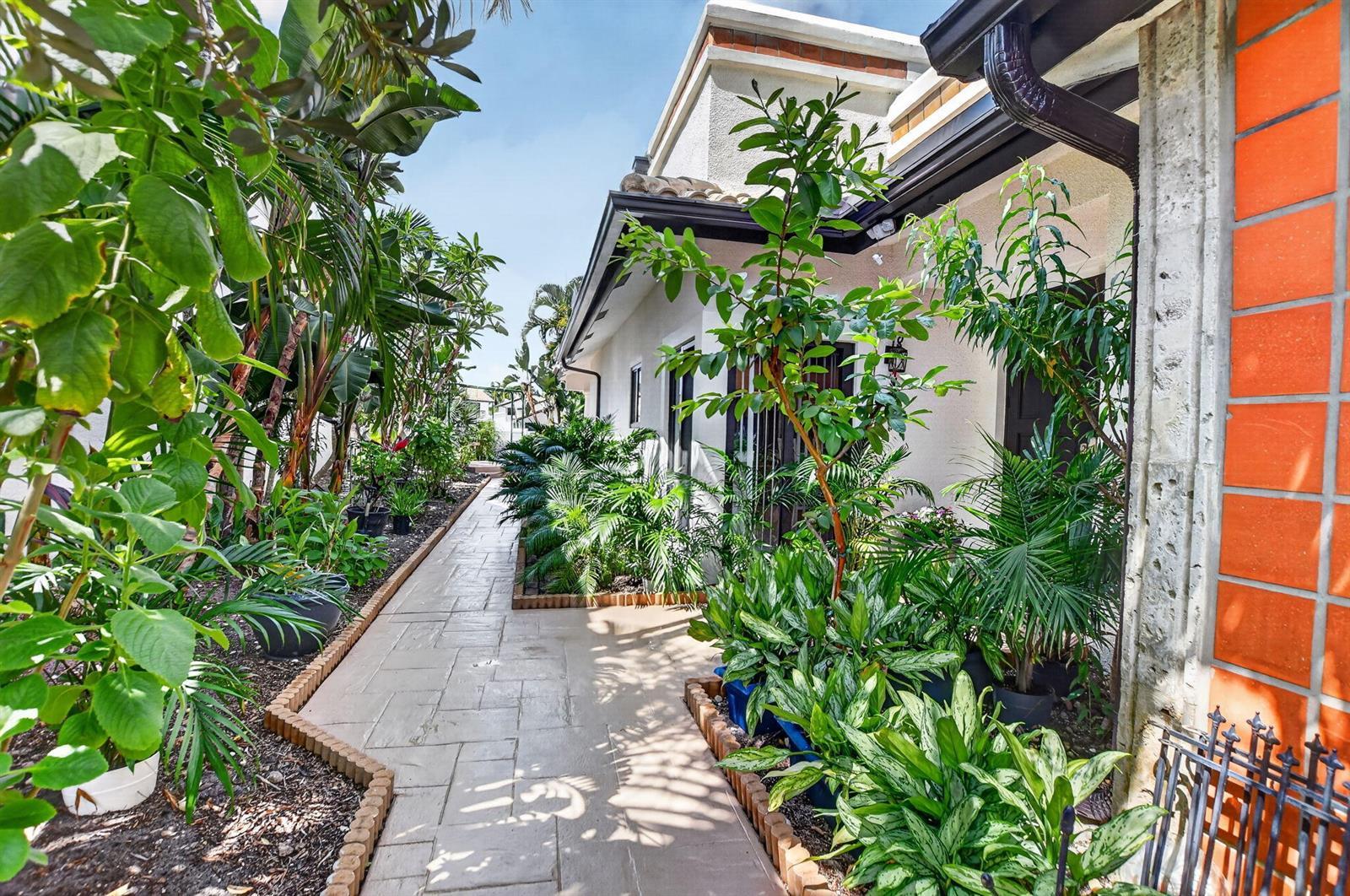 6502 Via Benita, Boca Raton FL 33433 photo 3