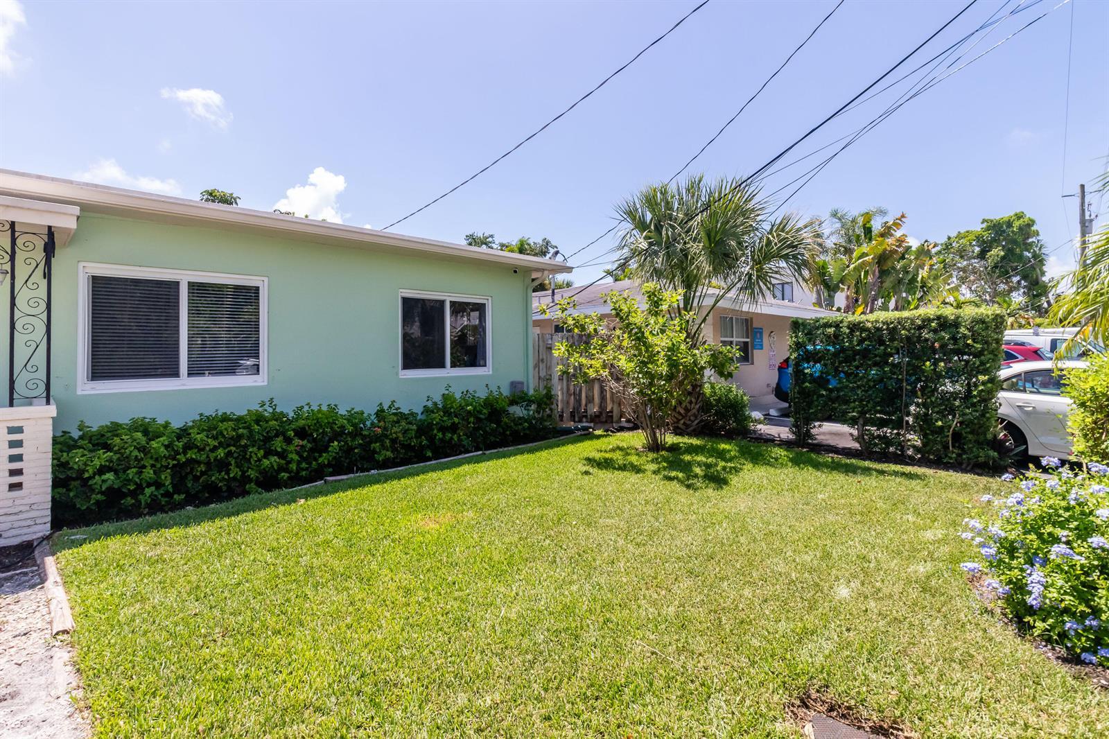836 NE 17th Terrace, Fort Lauderdale FL 33304