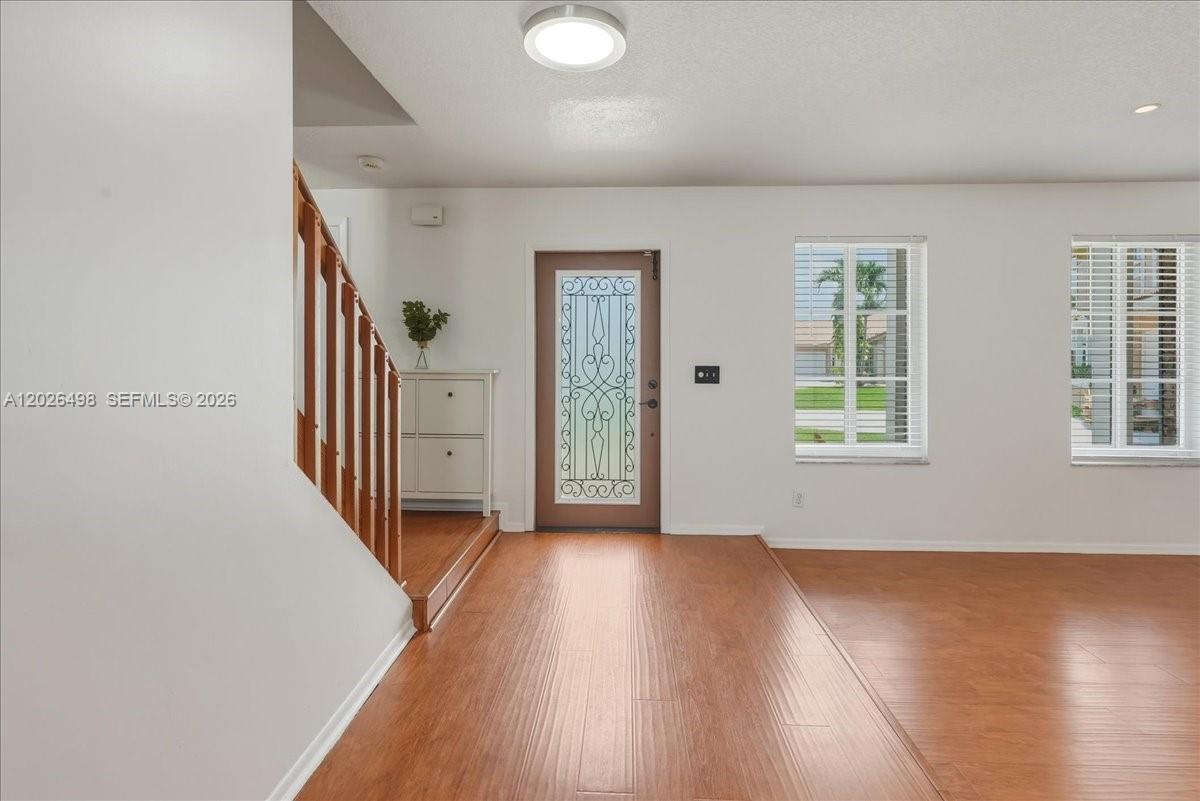 5680 Thornbluff Ave, Davie FL 33331 photo 4