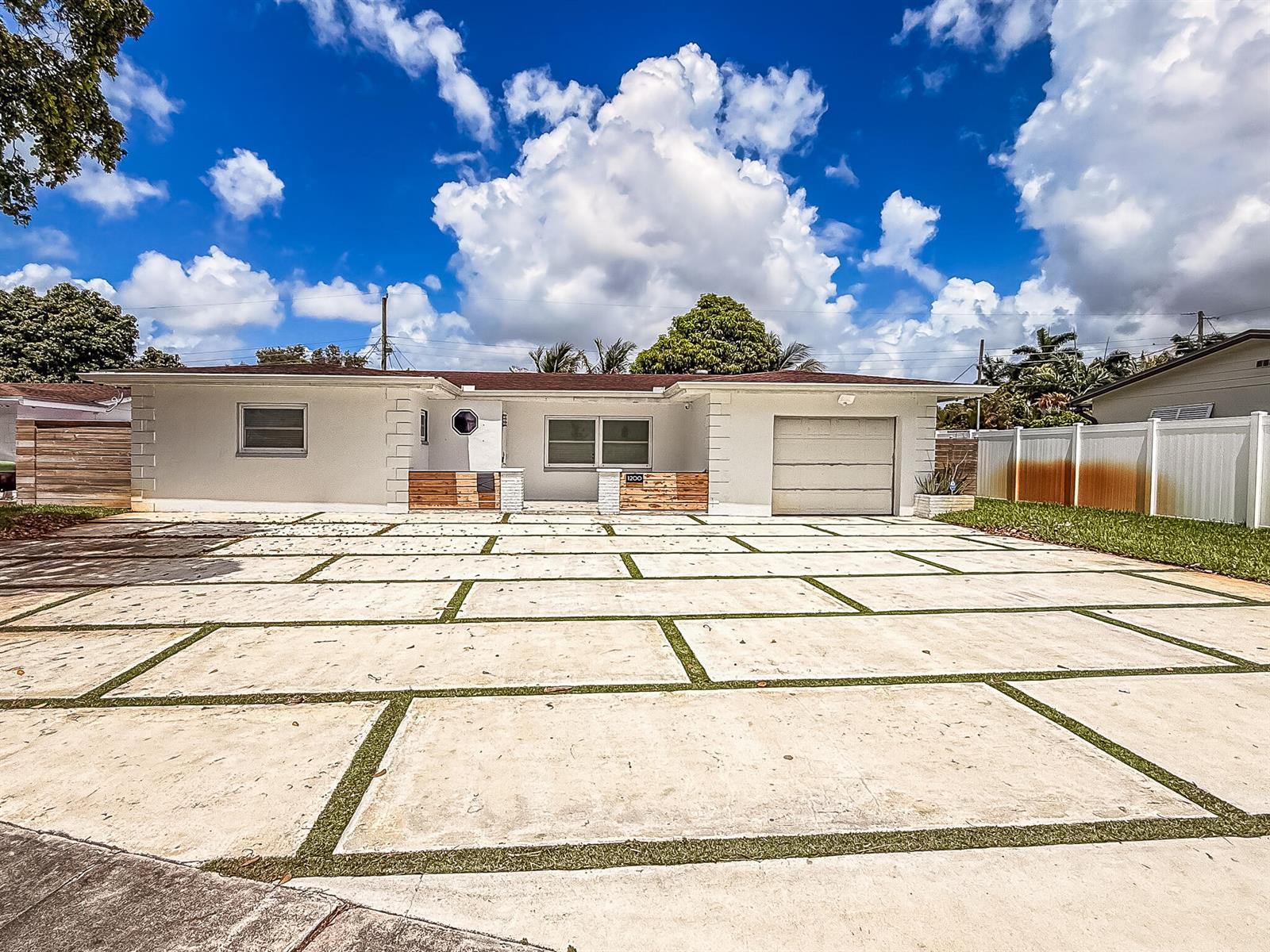1200 NW 76th Avenue, Hollywood FL 33024