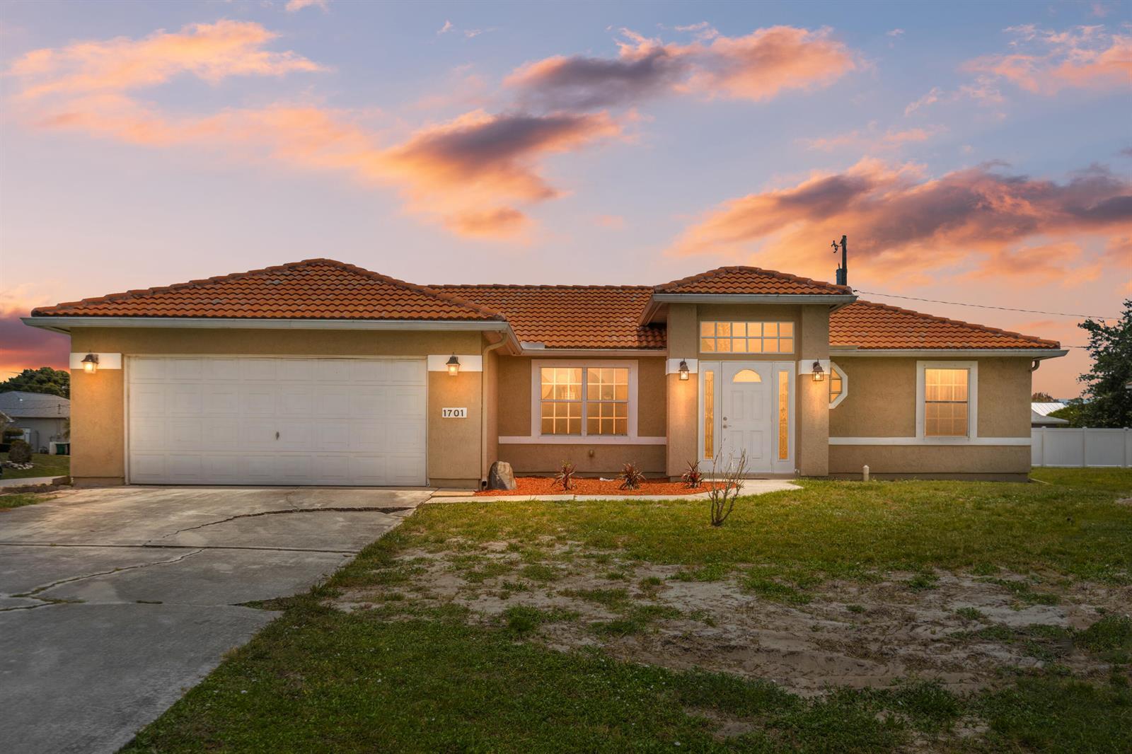 1701 SW Cashmere Boulevard, Port St. Lucie FL 34953