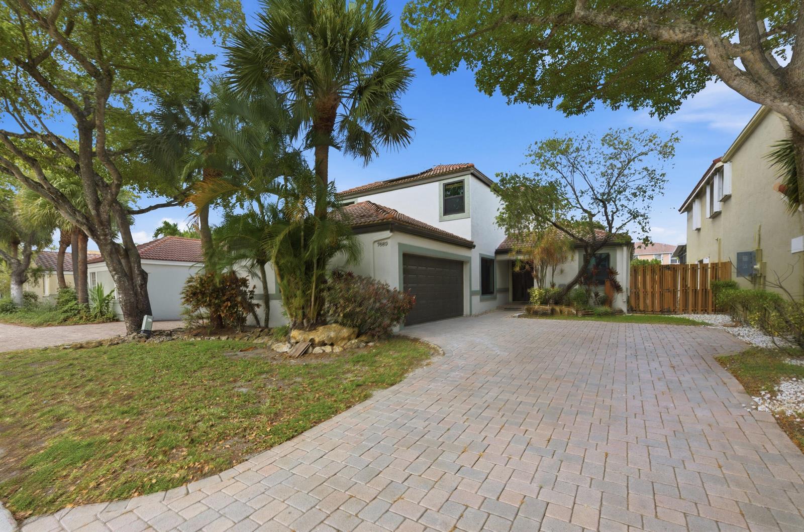 7680 NW 61st Terrace, Parkland FL 33067