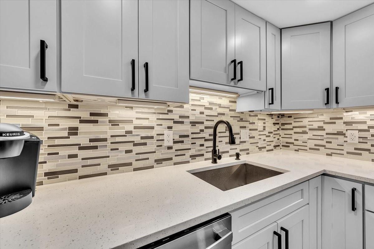 3909 N Ocean Boulevard # 210, Fort Lauderdale FL 33308 photo 2