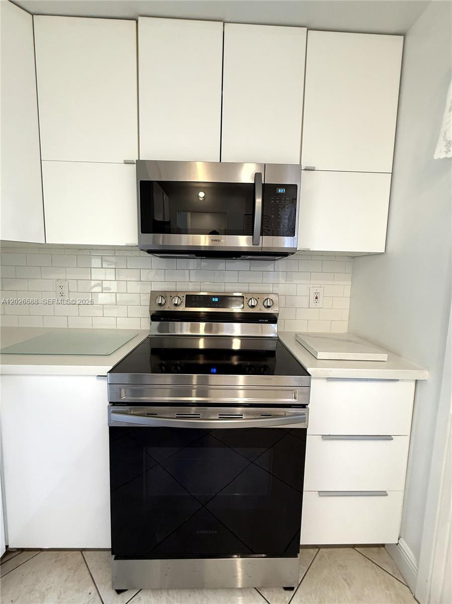 300 NE 14th Ave # 307, Hallandale Beach FL 33009 photo 5