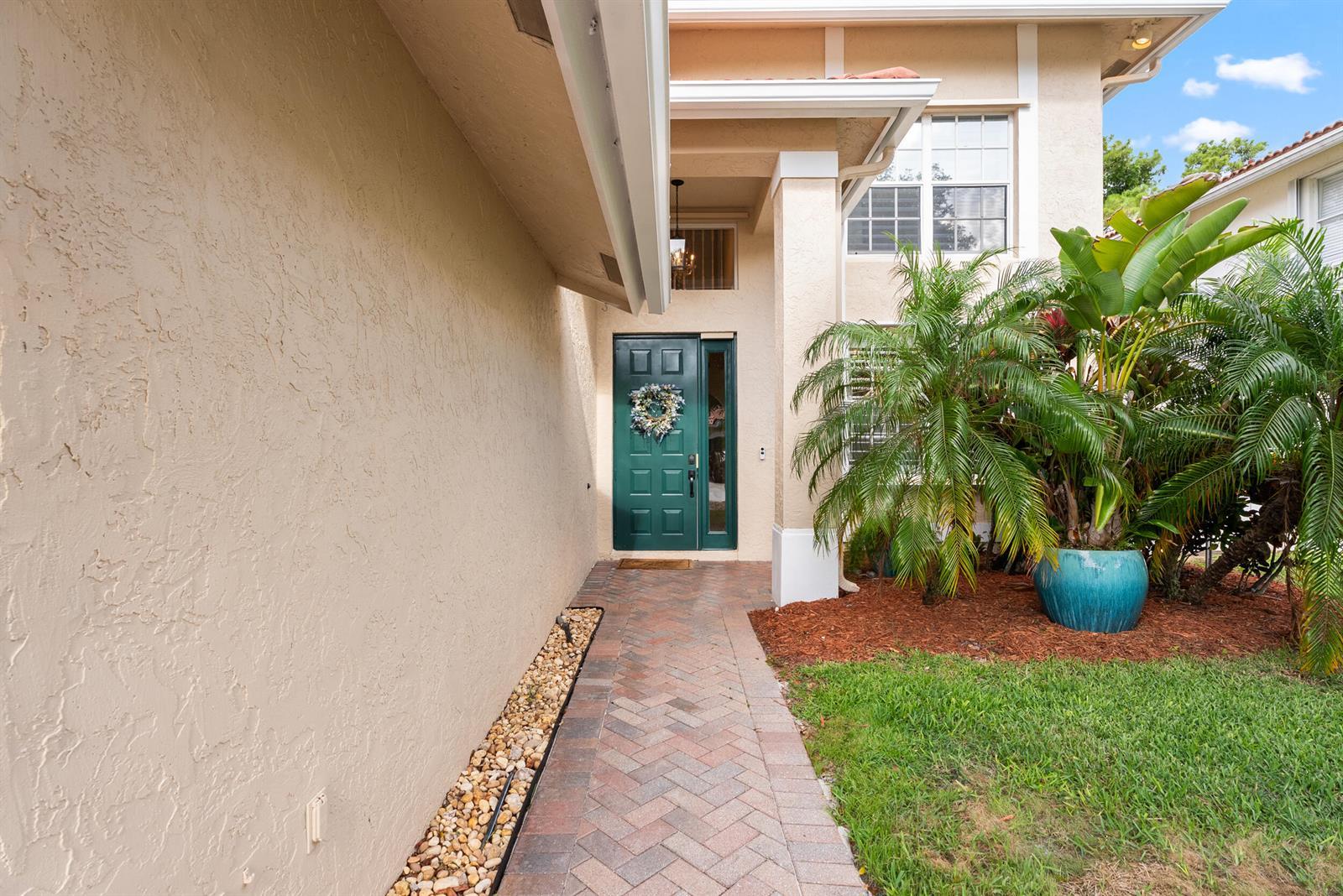 126 Hidden Hollow Drive, Palm Beach Gardens FL 33418 photo 3