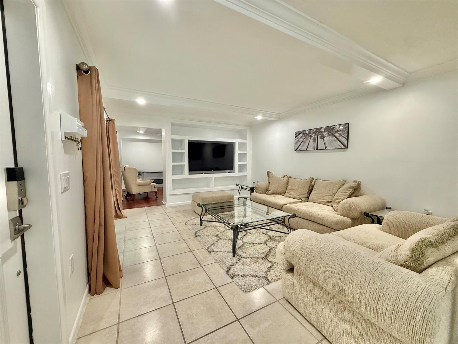 2410 24th Lane, Palm Beach Gardens FL 33418 photo 3