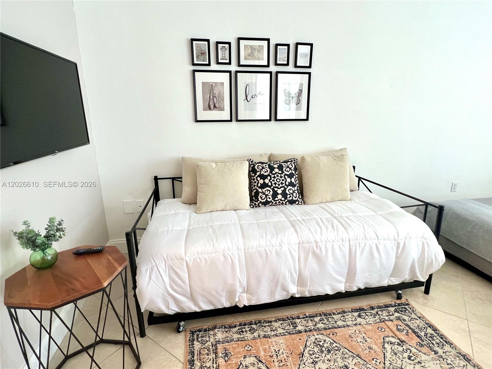 919 Michigan Ave # 1, Miami Beach FL 33139 photo 2