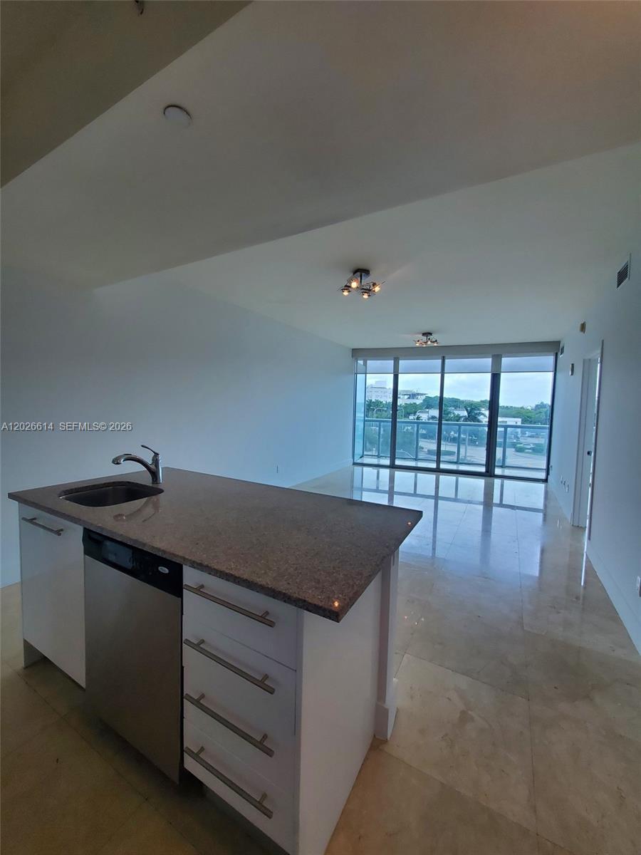 888 Biscayne Blvd # 311, Miami FL 33132 photo 2