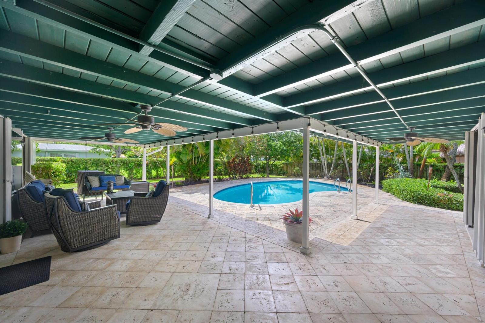 6850 NW 7th Street, Plantation FL 33317 photo 3