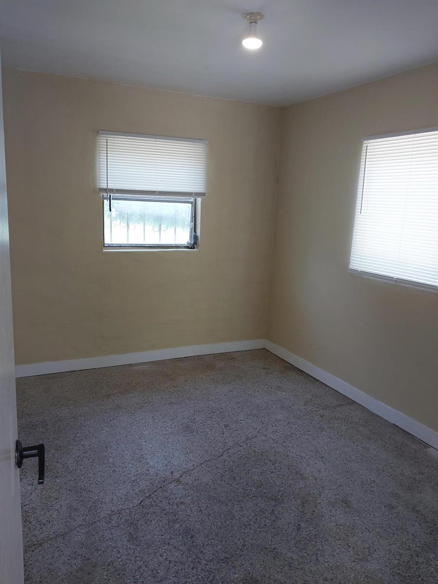 2107 San Marcos Avenue, Fort Pierce FL 34946 photo 4