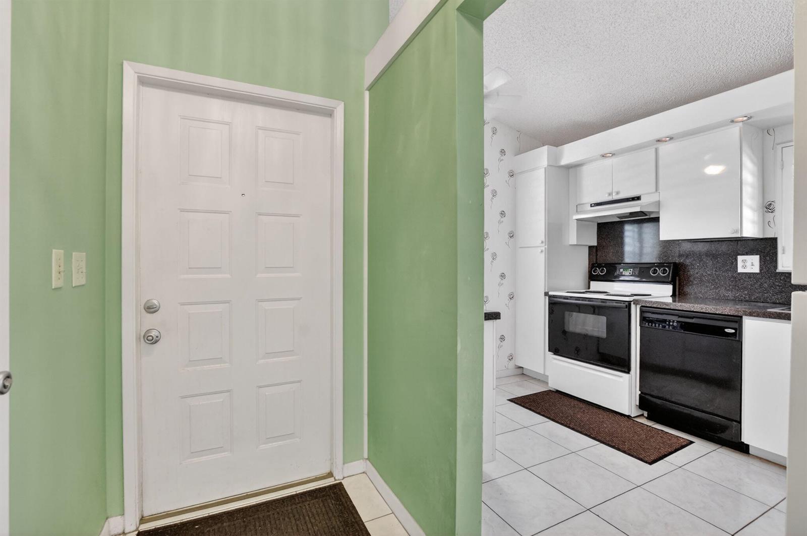 8159 Summerbreeze Lane, Boca Raton FL 33496 photo 5