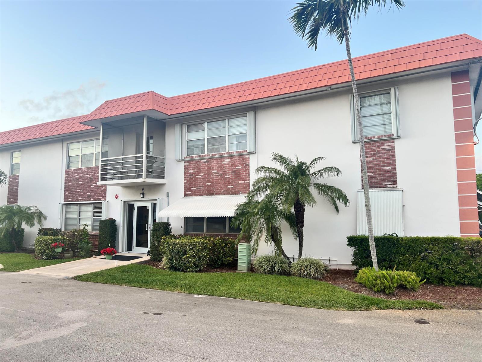 3550 NW 8th Avenue # 404, Pompano Beach FL 33064 photo 2