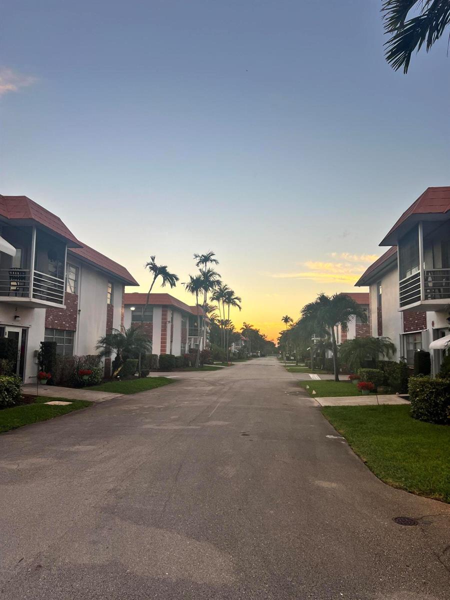 3550 NW 8th Avenue # 404, Pompano Beach FL 33064 photo 3