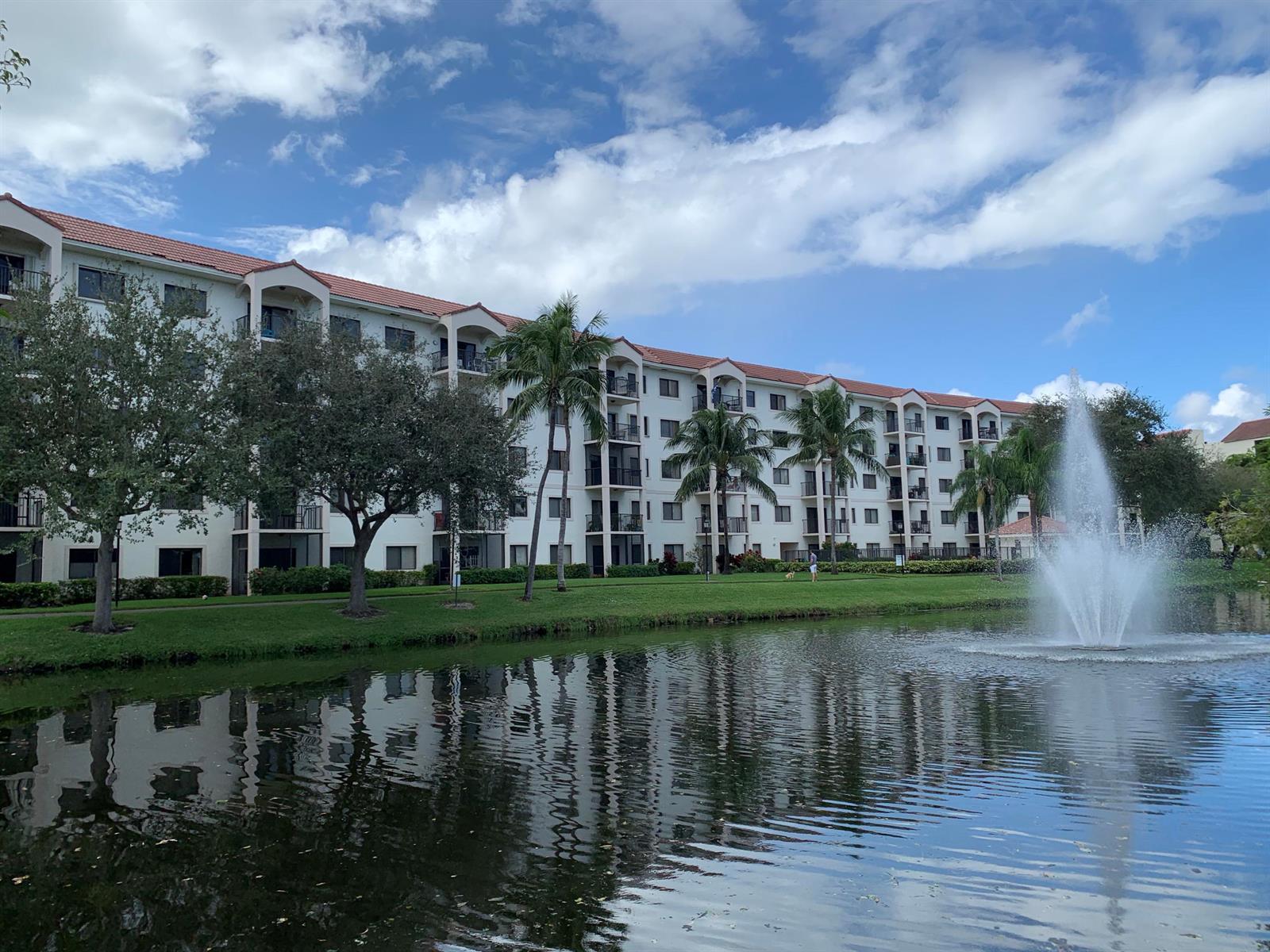 2105 Lavers Circle # 407, Delray Beach FL 33444 photo 3