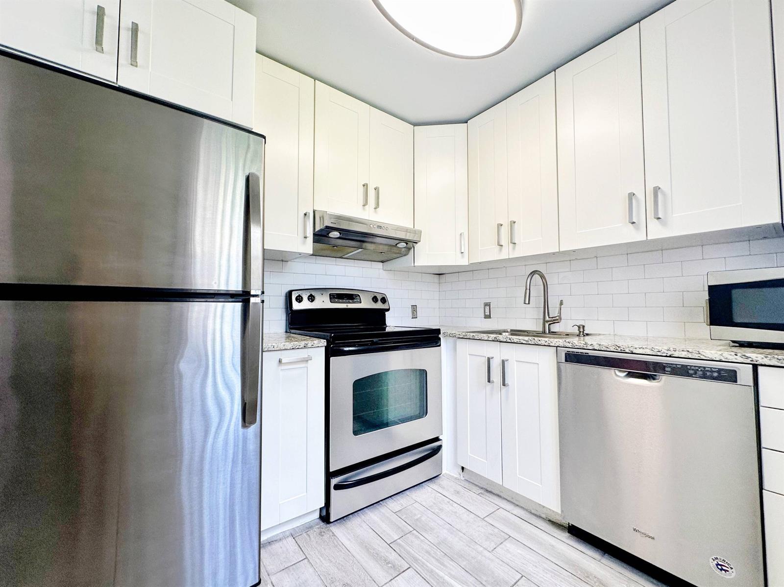 144 Mansfield D, Boca Raton FL 33434