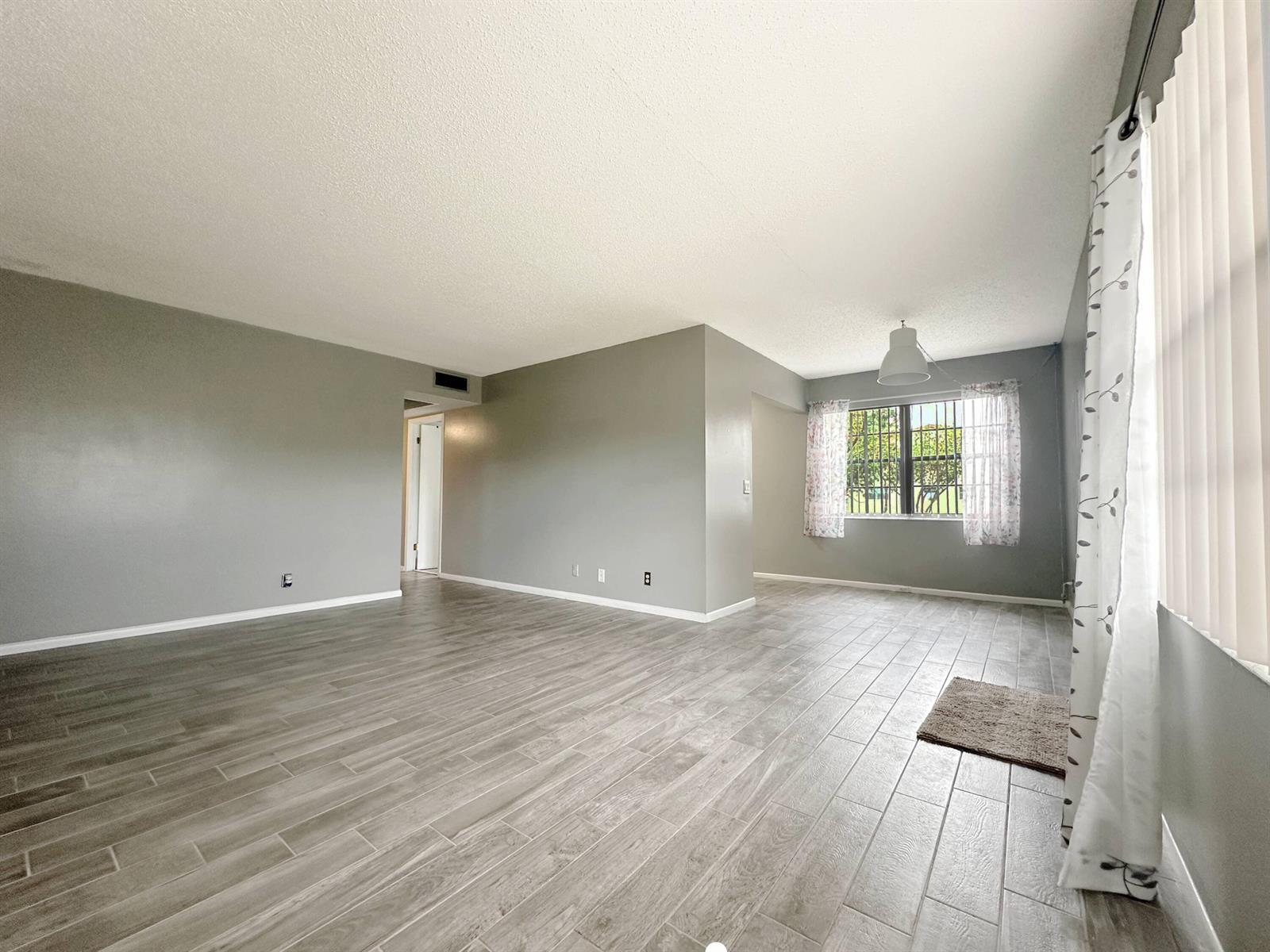 144 Mansfield D, Boca Raton FL 33434 photo 4