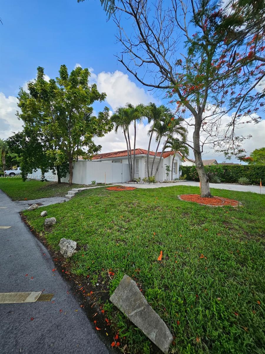 9999 NW 25th Ter, Doral FL 33172 photo 3