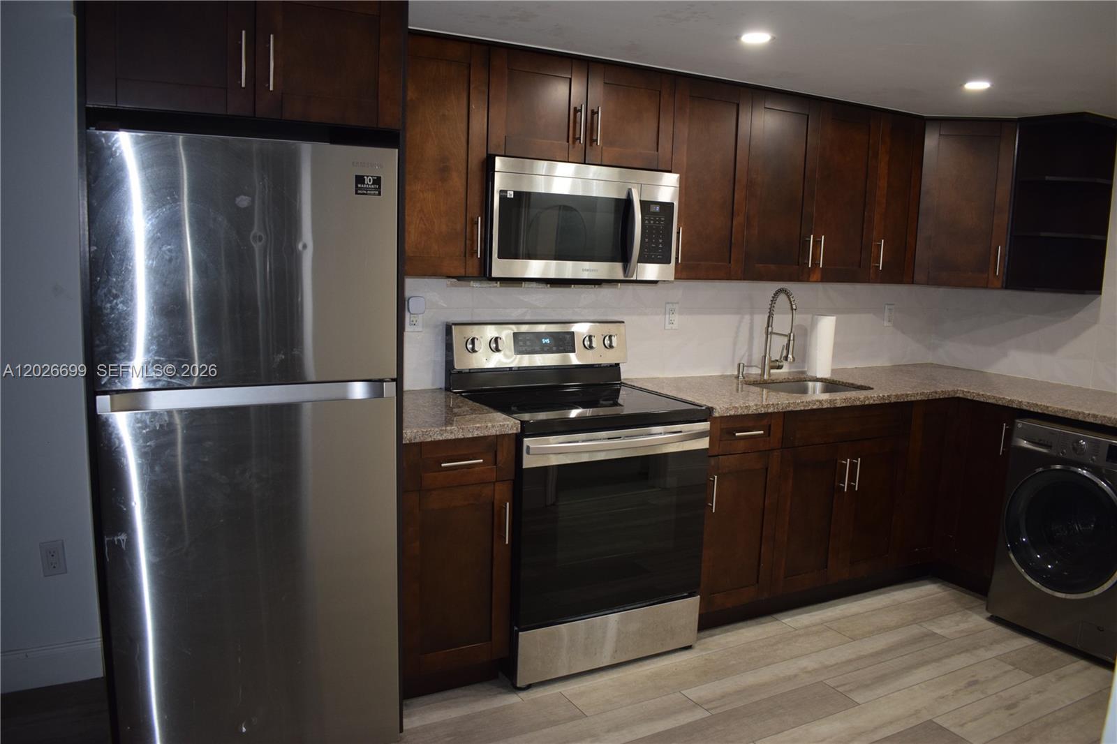 777 SW 9th Ave # 420, Miami FL 33130 photo 3
