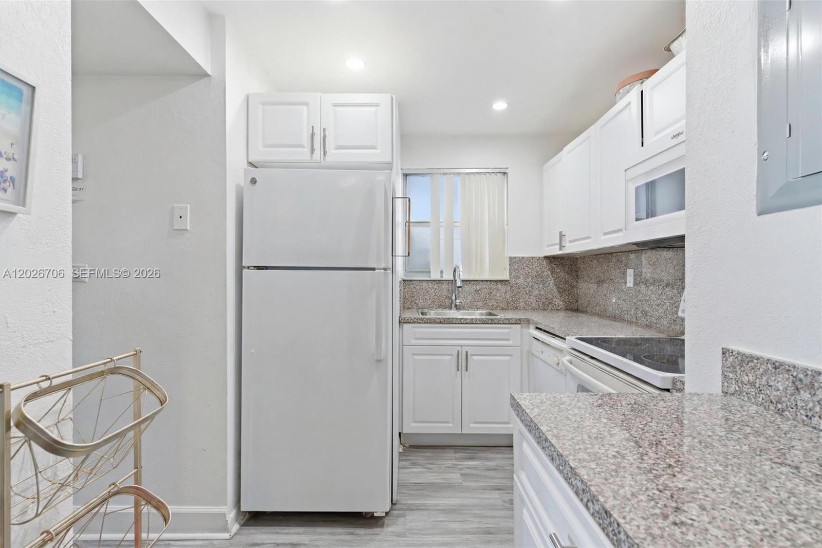210 Fontainebleau Blvd # 402, Miami FL 33172 photo 4