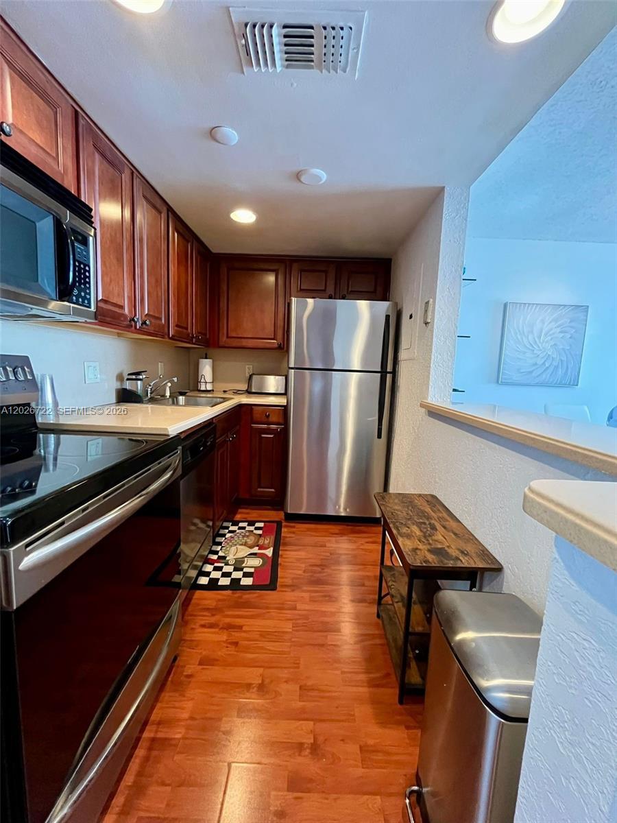 770 Claughton Island Dr # 1908, Miami FL 33131 photo 4