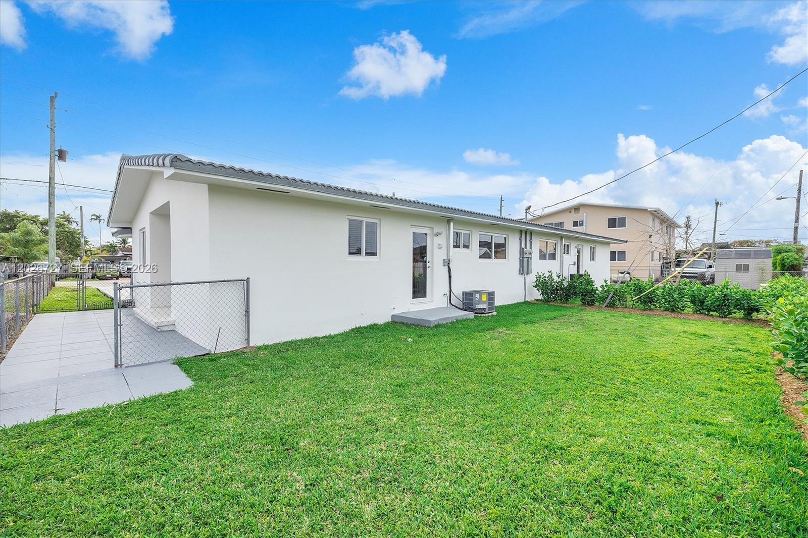 3820 SW 92nd Ave # 3820, Miami FL 33165 photo 2