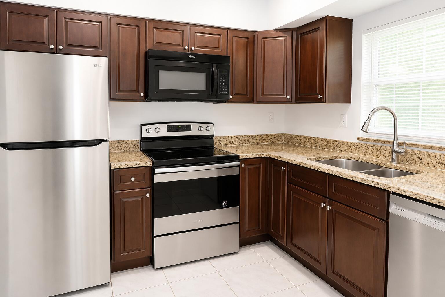 92 Lariat Circle, Boca Raton FL 33487 photo 3