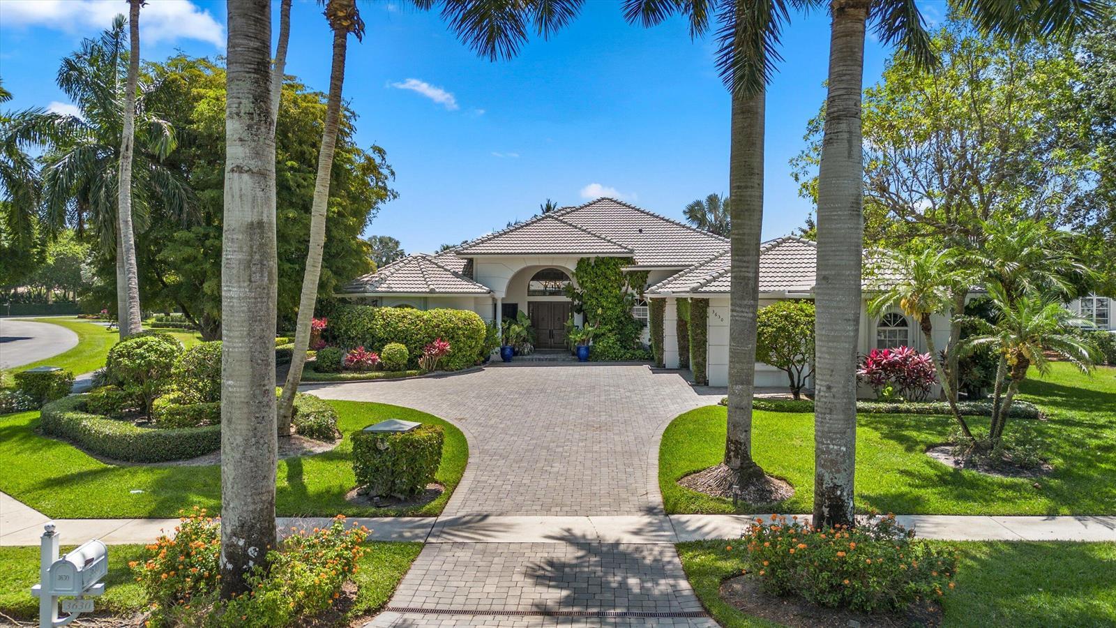 3630 Jappeloup Lane, Wellington FL 33414 photo 2