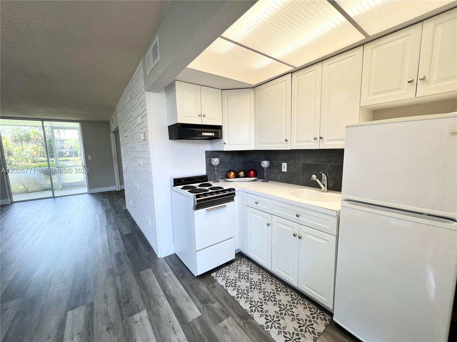 777 SE 2nd Ave # A102, Deerfield Beach FL 33441 photo 3
