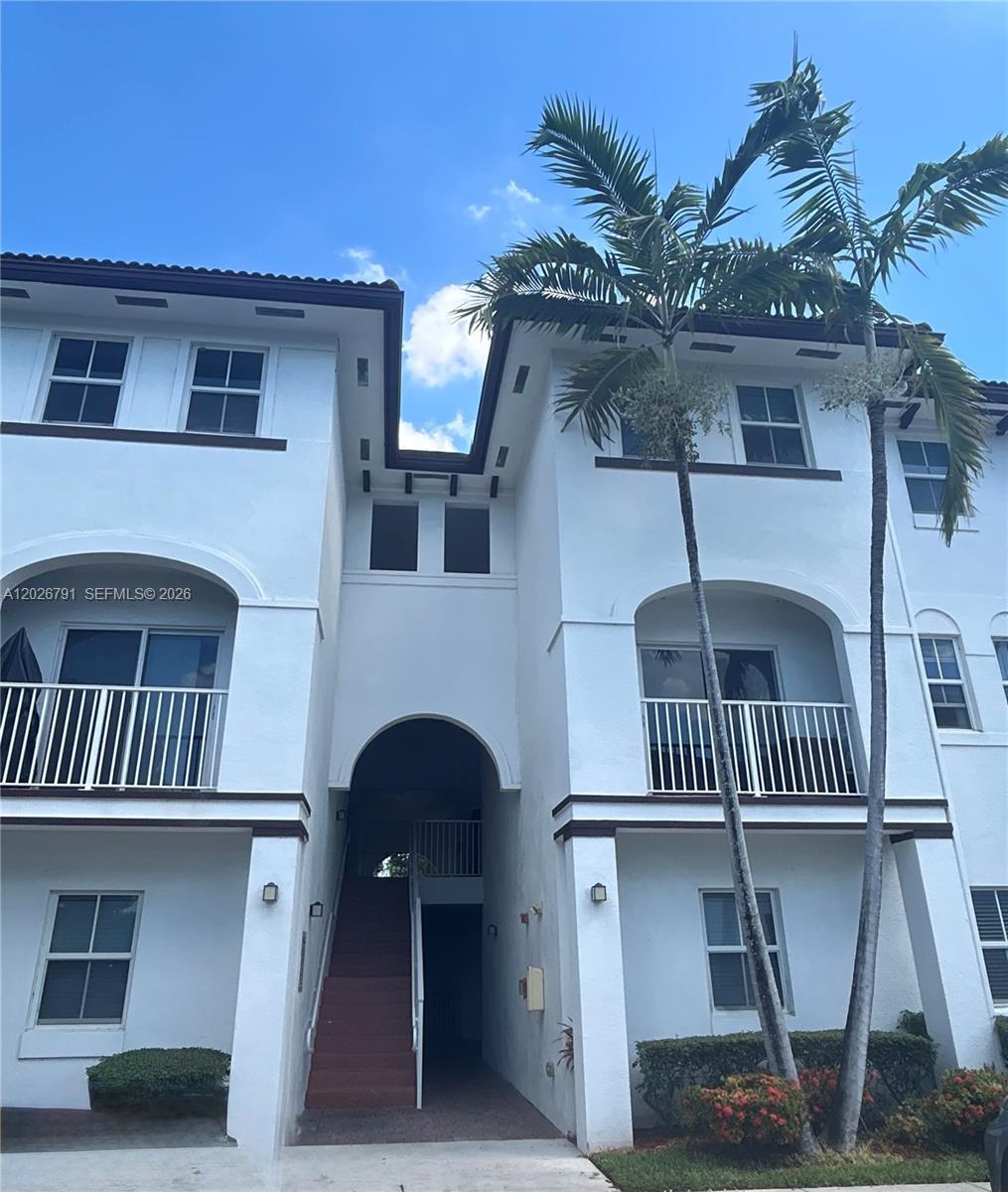 8960 NW 97th Ave # 216, Doral FL 33178