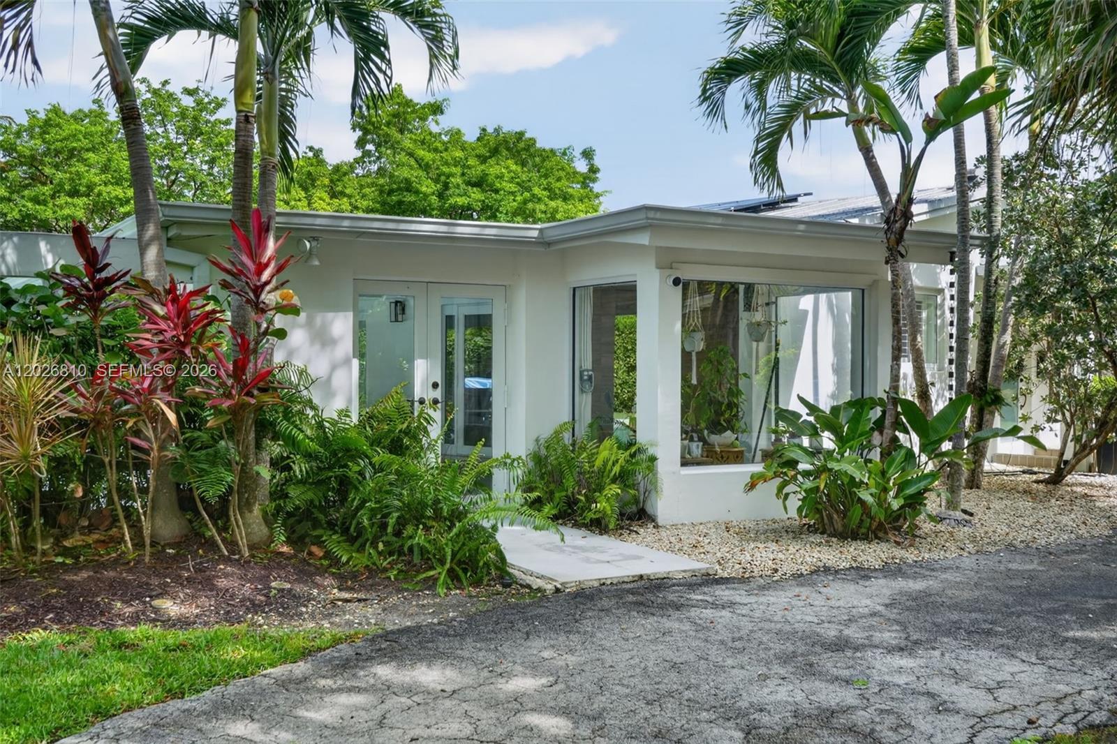 12420 SW 69th Ave, Pinecrest FL 33156 photo 4