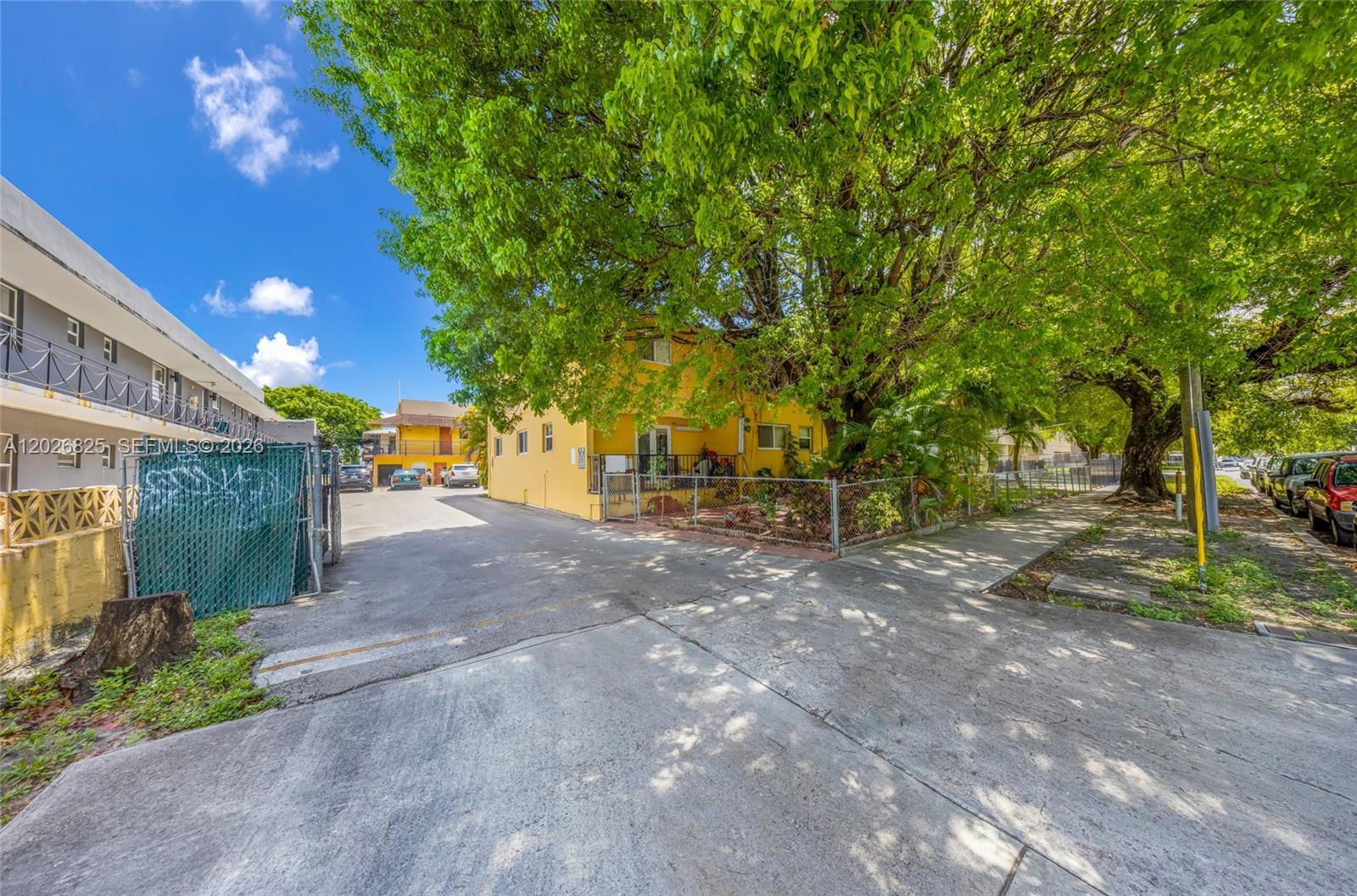 840 NW 4th St, Miami FL 33128 photo 3