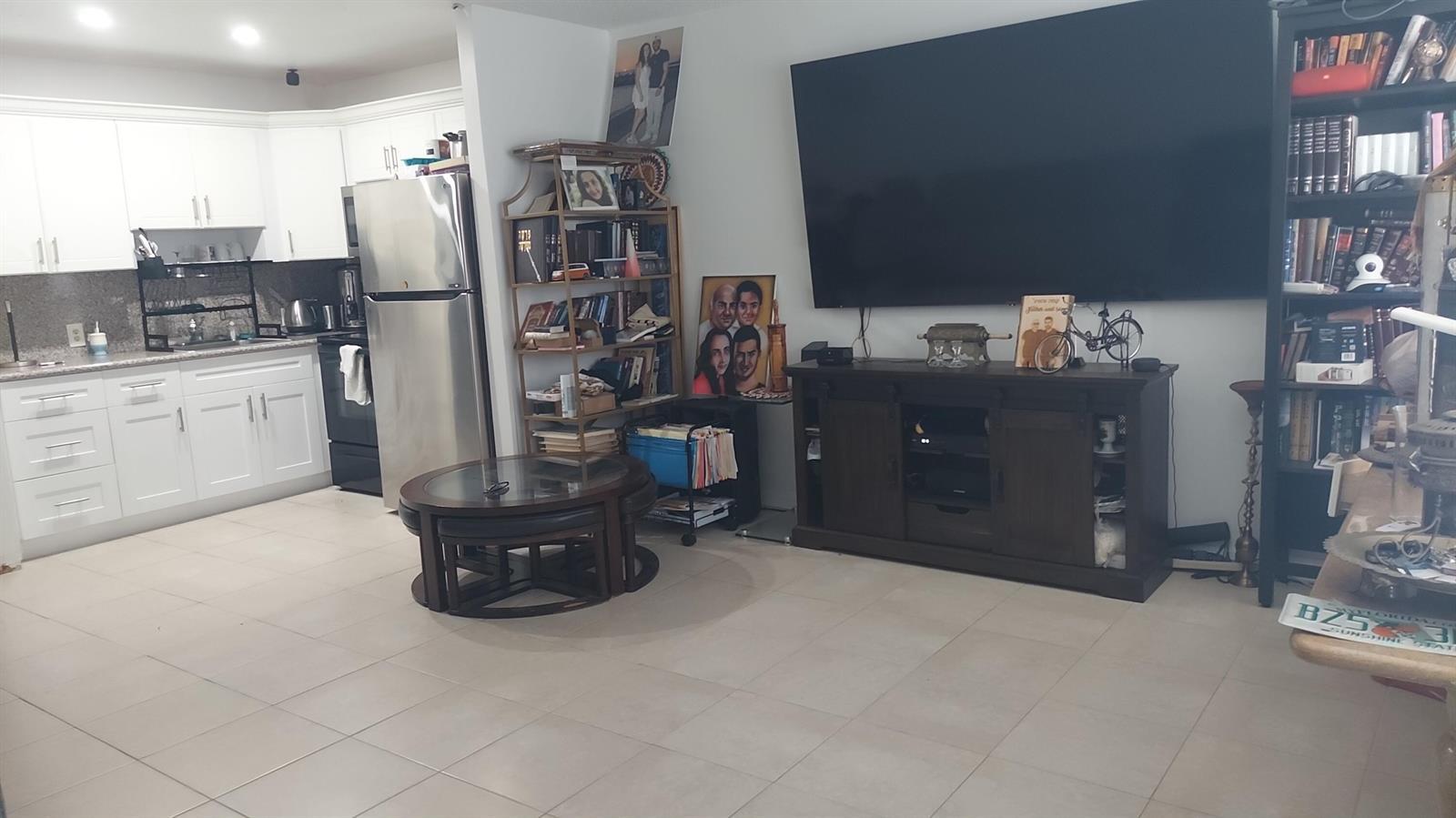330 Brighton H, Boca Raton FL 33434 photo 2