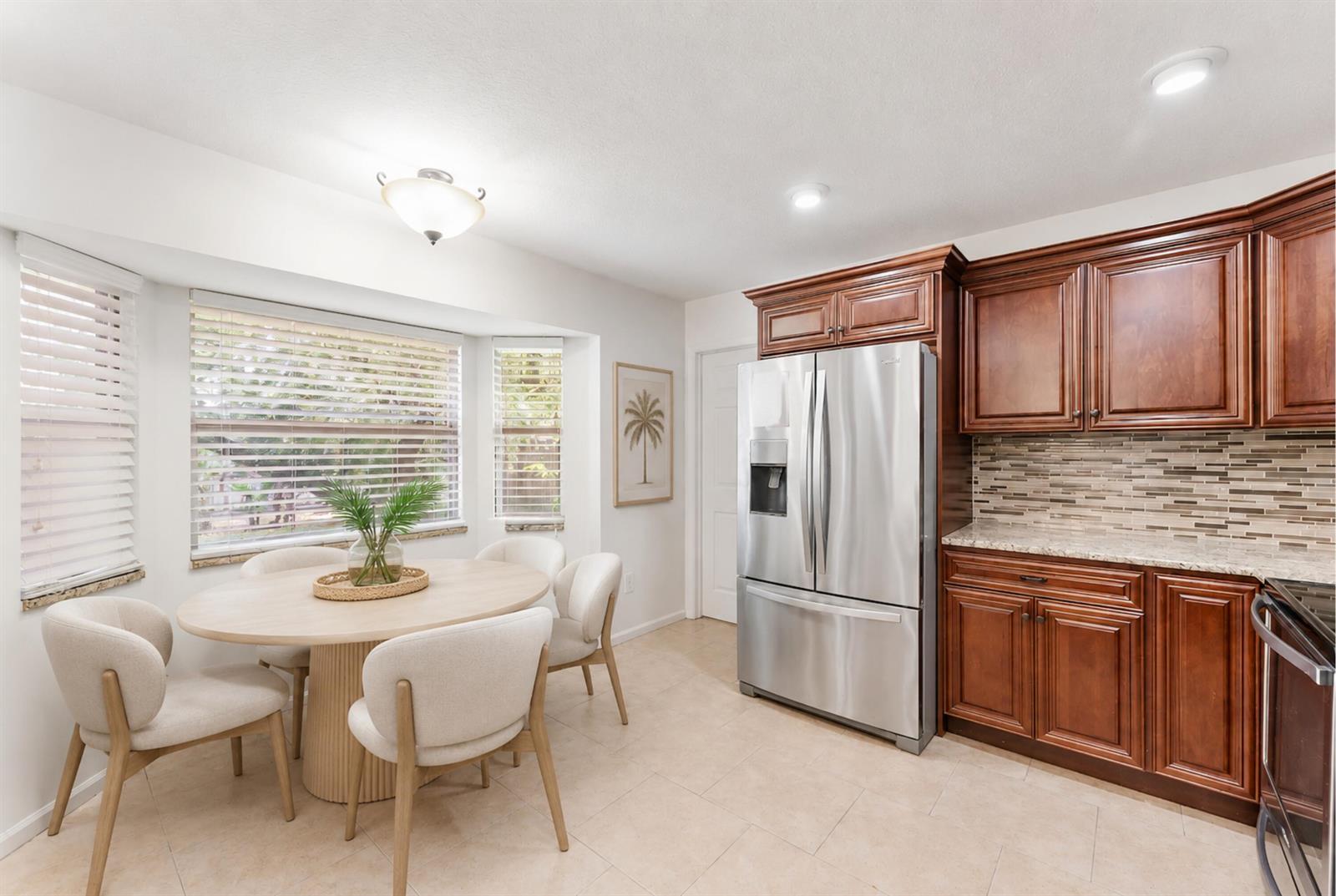 112 Laurel Way, Royal Palm Beach FL 33411 photo 5