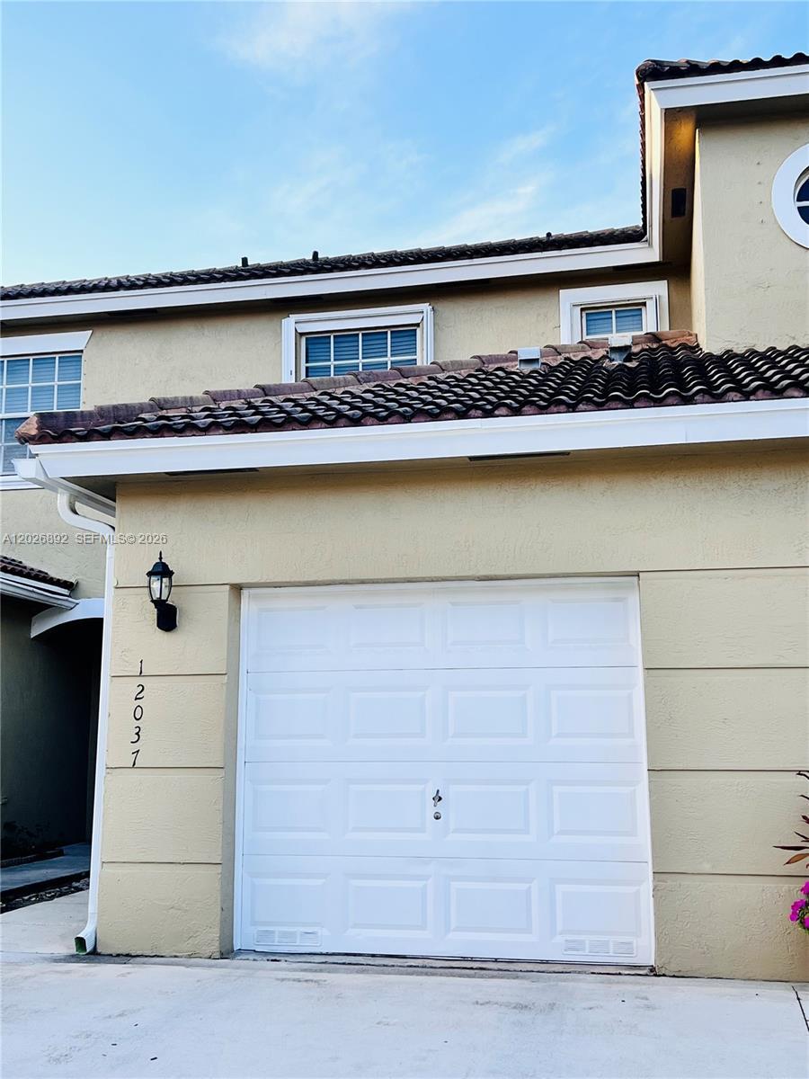12037 SW 5th Ct, Pembroke Pines FL 33025