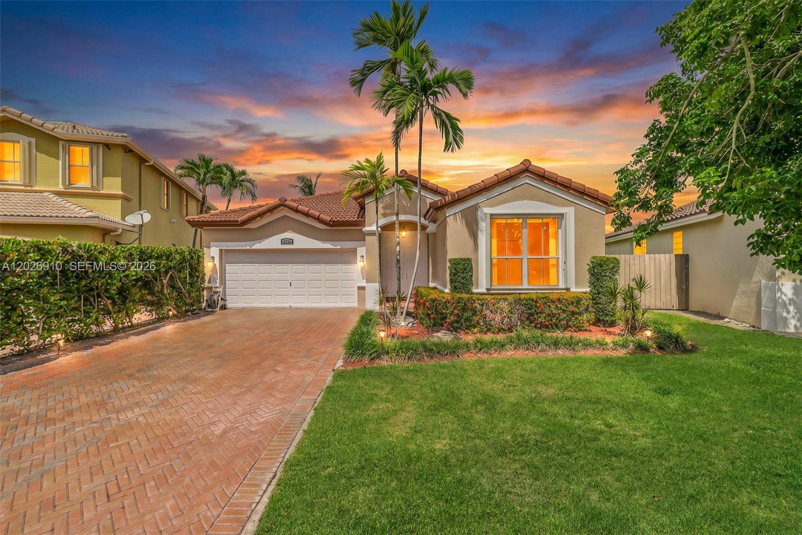4402 SW 162nd Pl, Miami FL 33185