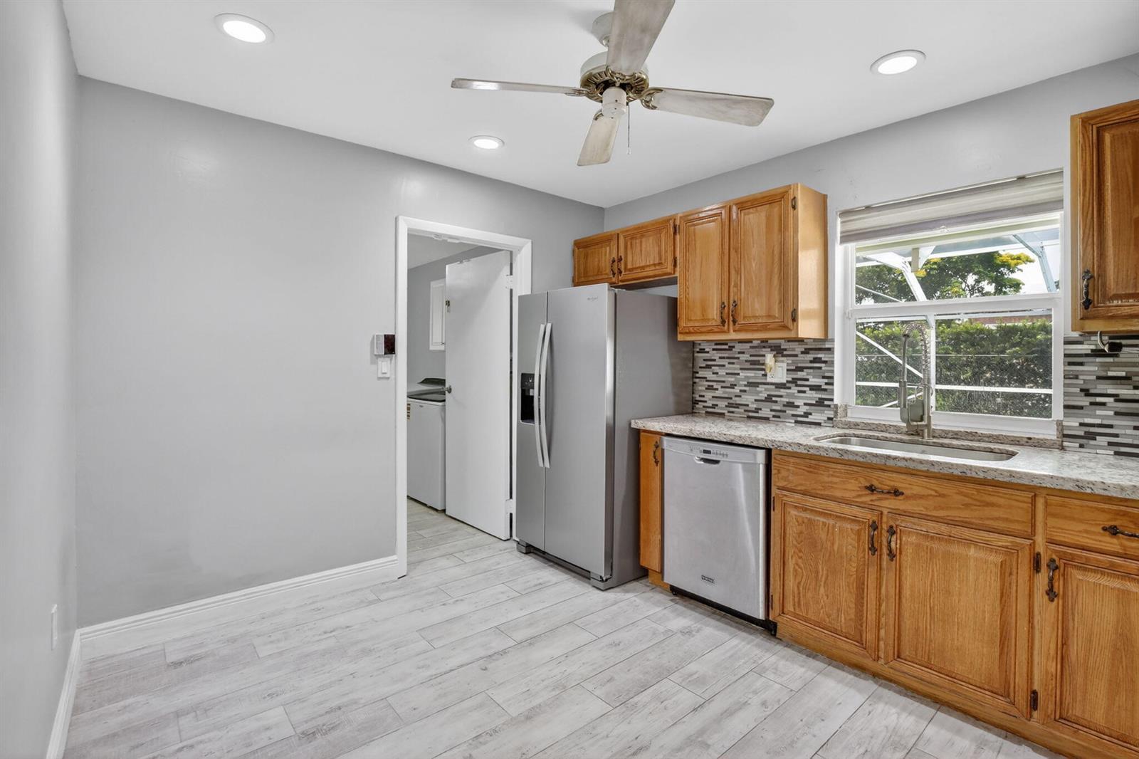 1761 NW 107th Avenue, Pembroke Pines FL 33026 photo 5