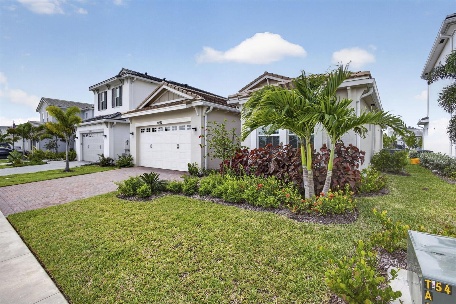13722 Spruce Pine Drive, Westlake FL 33470 photo 3