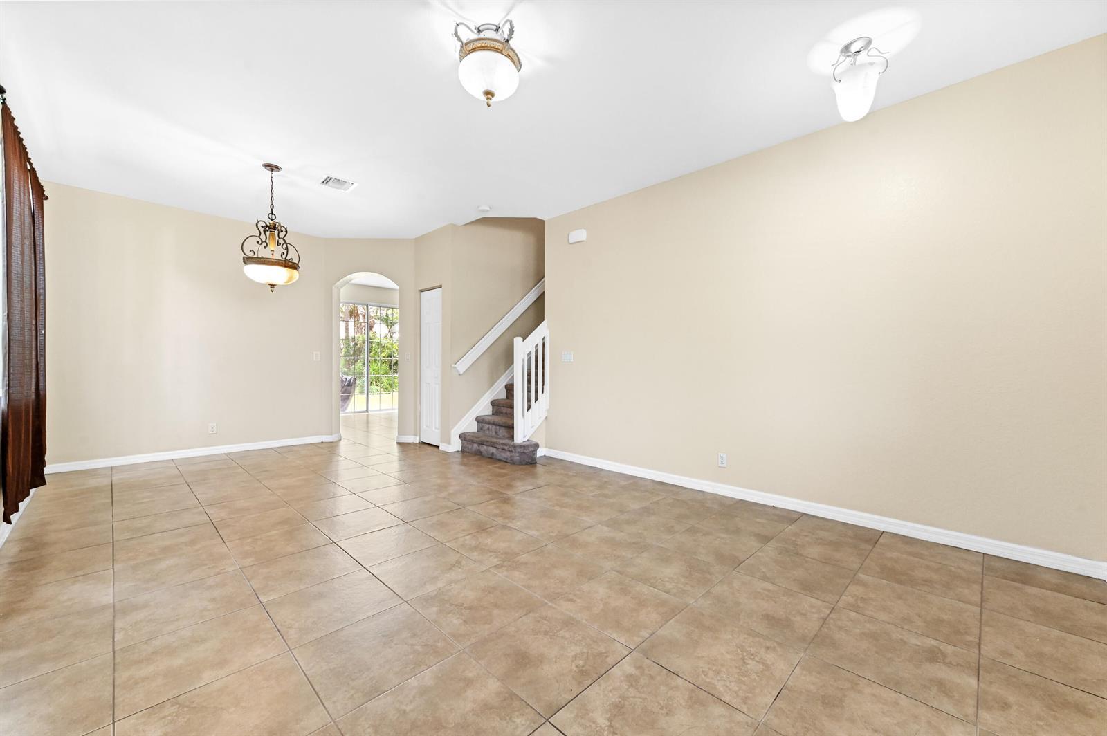 6819 Osage Circle, West Palm Beach FL 33413 photo 3