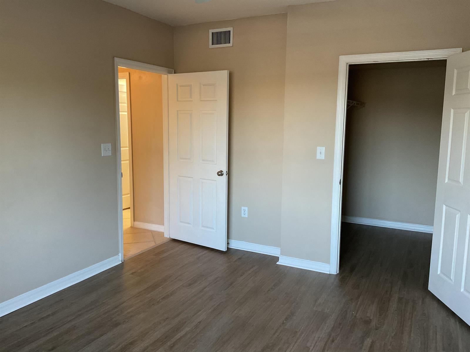 6410 Emerald Dunes 202 Drive # 202, West Palm Beach FL 33411 photo 5