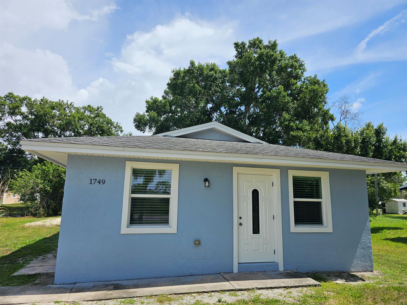1749 NE 2nd Street, Okeechobee FL 34972