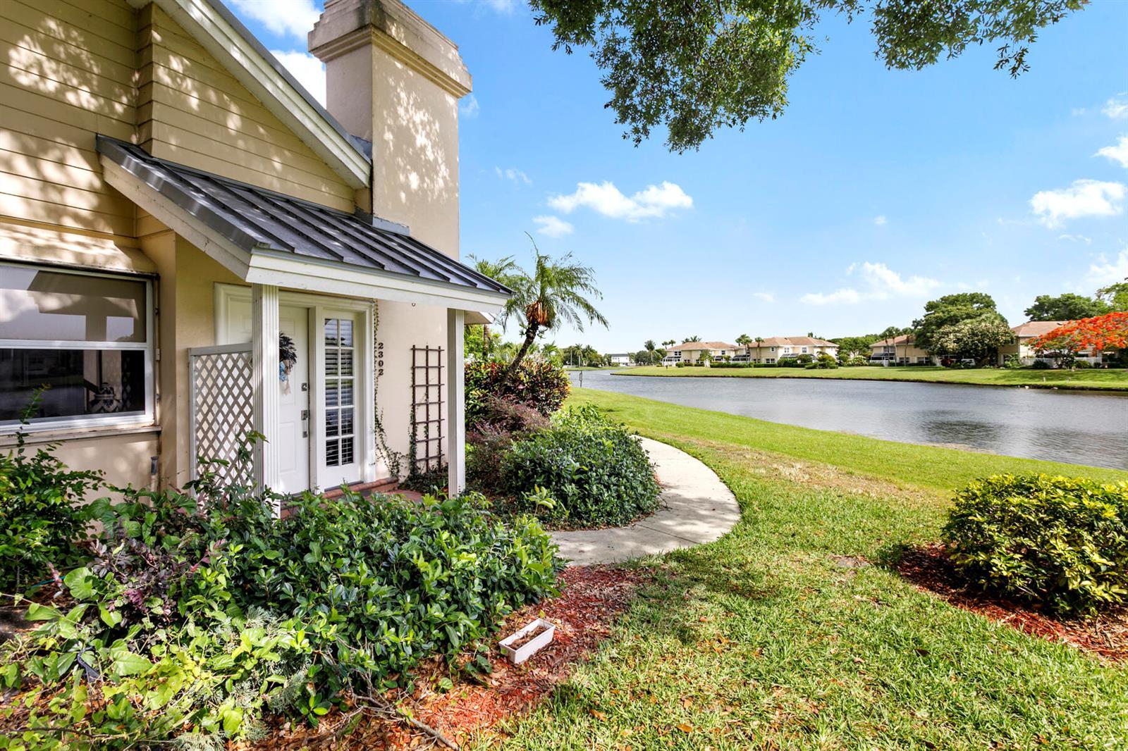 2302 Chadwick Court, Boynton Beach FL 33436 photo 2