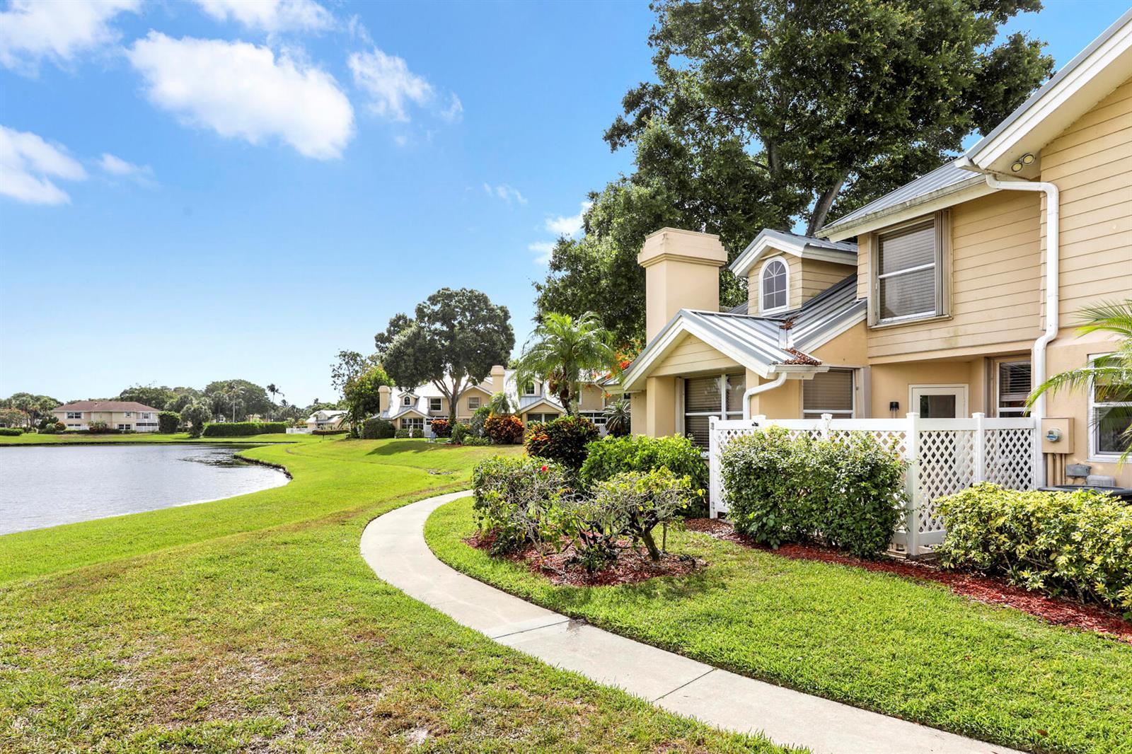 2302 Chadwick Court, Boynton Beach FL 33436 photo 3