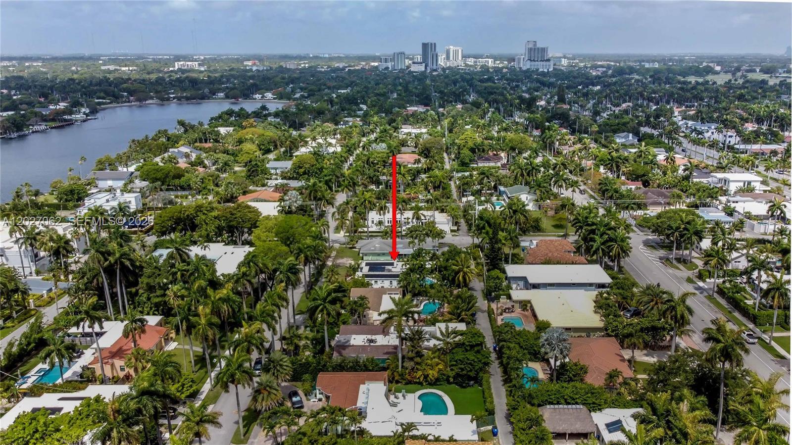 955 Van Buren St, Hollywood FL 33019