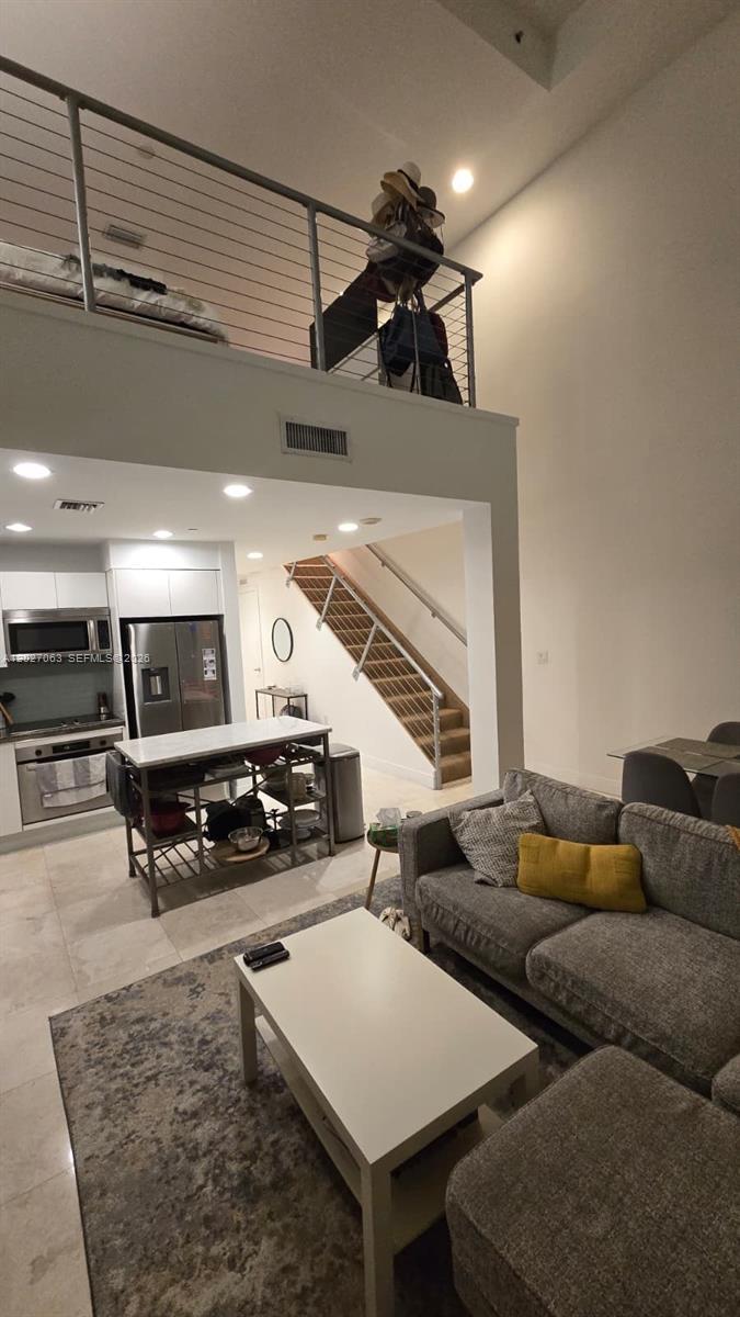 1050 Brickell Ave # 816, Miami FL 33131