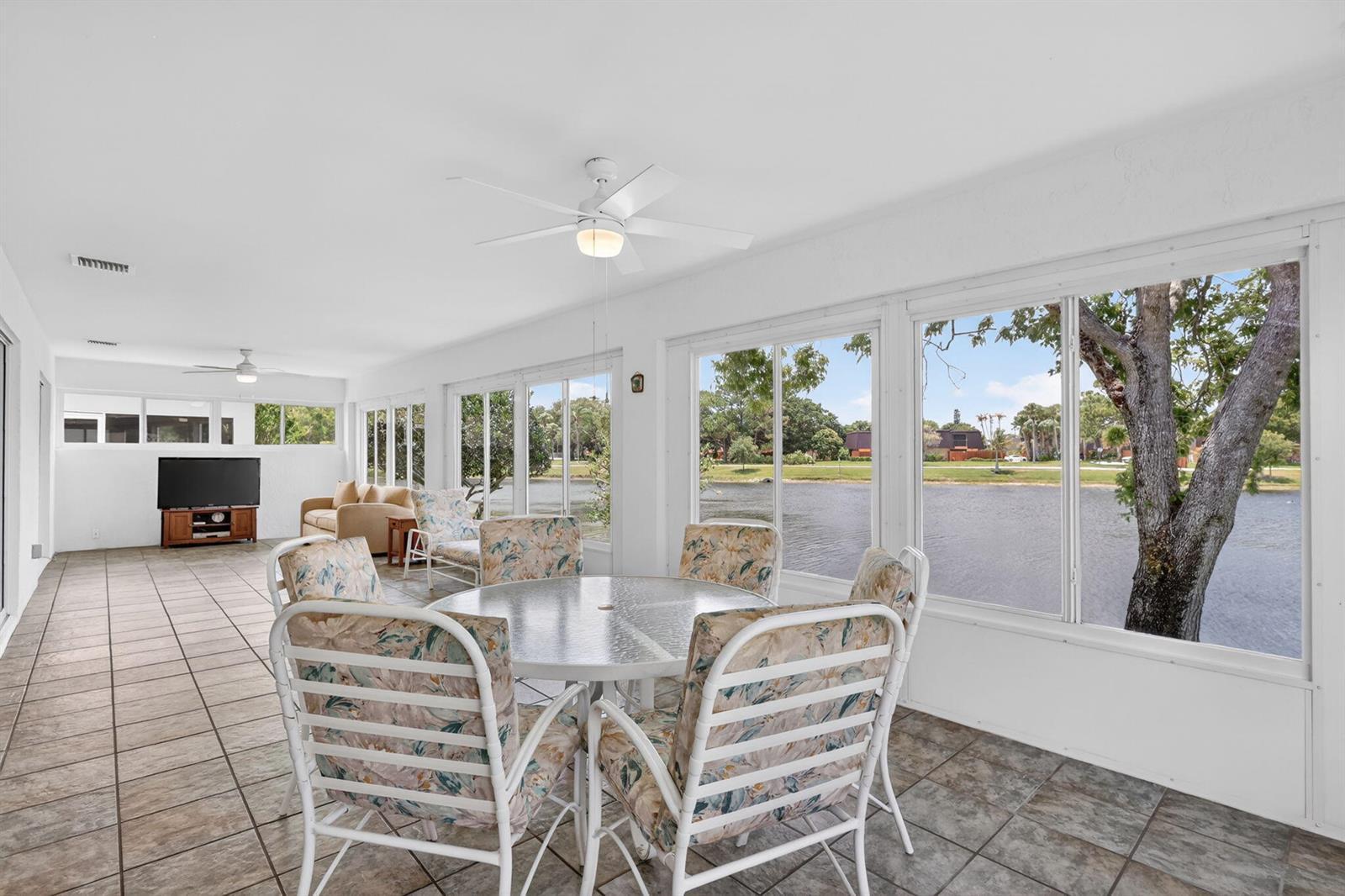 6066 SE Grand Cay Court, Stuart FL 34997 photo 4