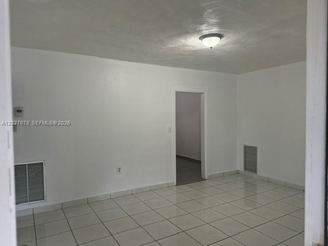 590 E 42nd St # 1, Hialeah FL 33013 photo 5